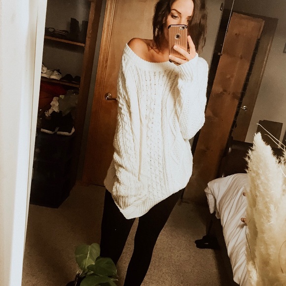 Sweaters - Oversized Sweater